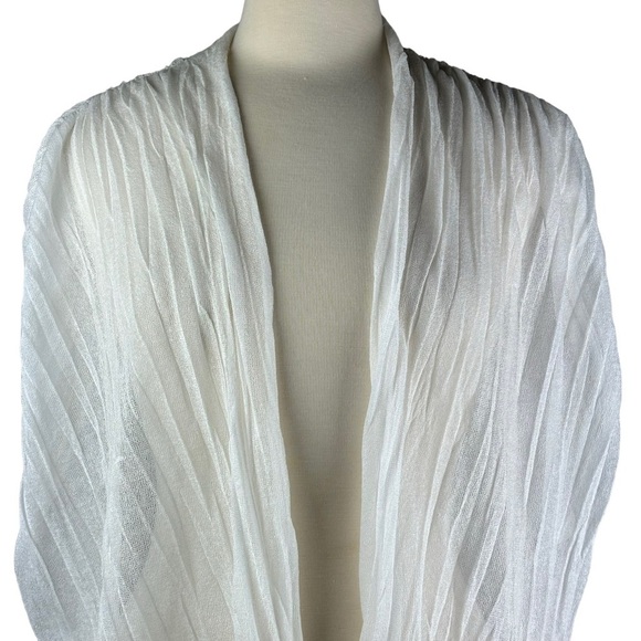 Chico’s Like New White Sleeveless Open Front Lightweight Spring Cardigan Small-O - Picture 7 of 13